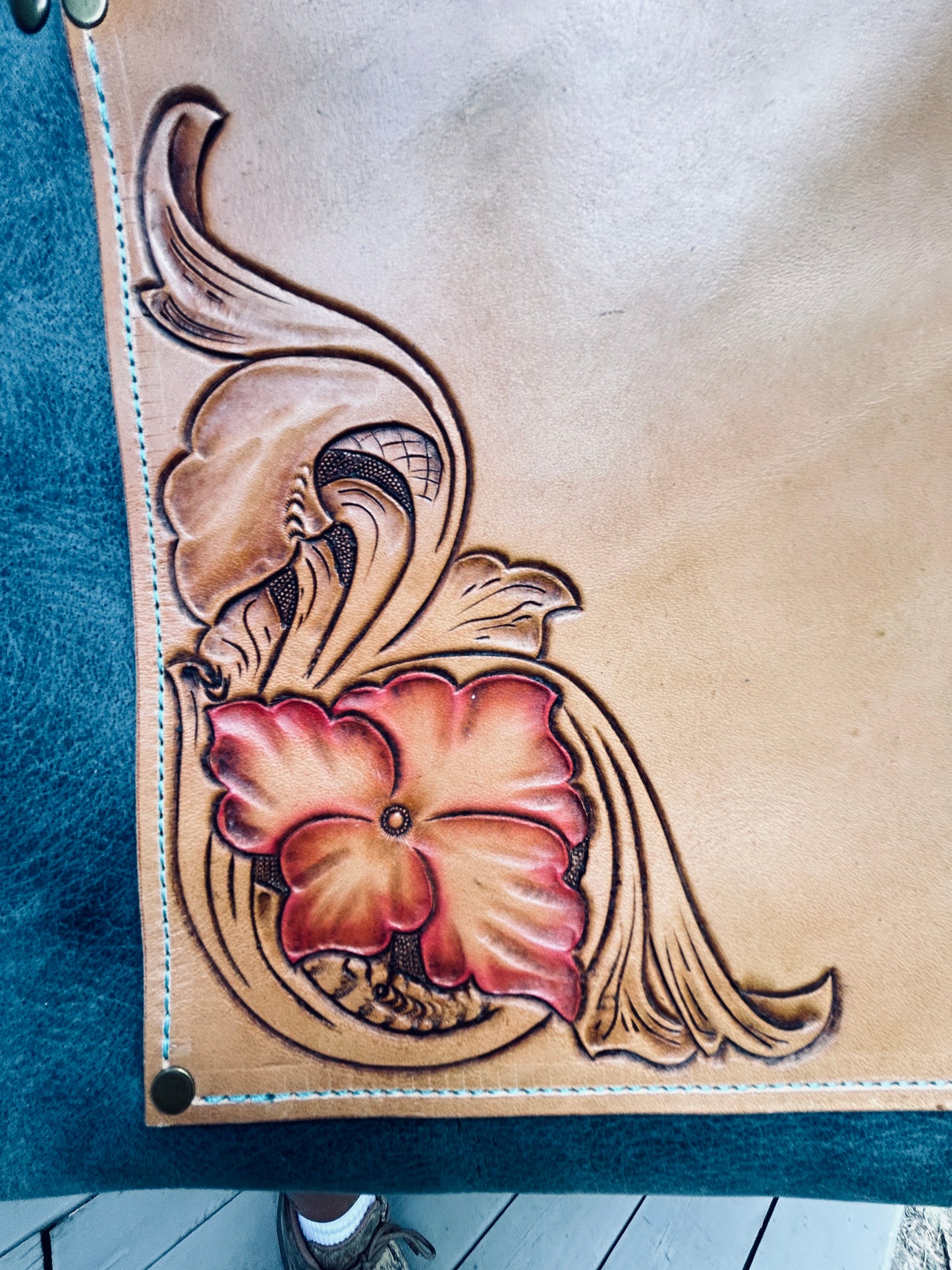 Zippered leather tote with tooling and interior pockets